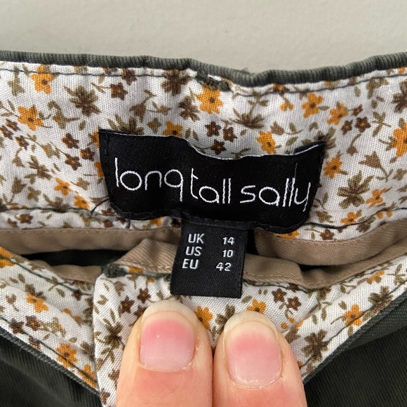 Long Tall Sally Sage Green Chino Khaki Bermuda Style Cotton Utility Shorts - Picture 4 of 4